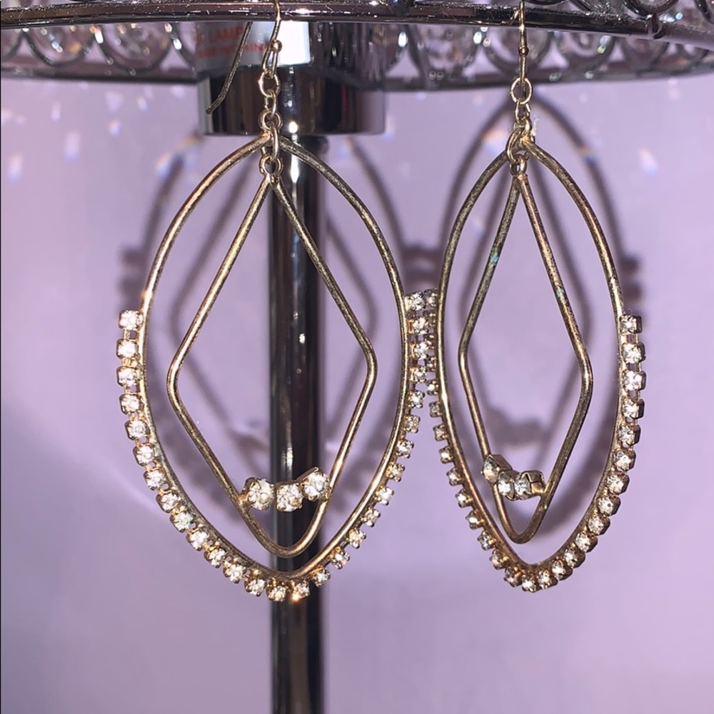 Dangling earrings